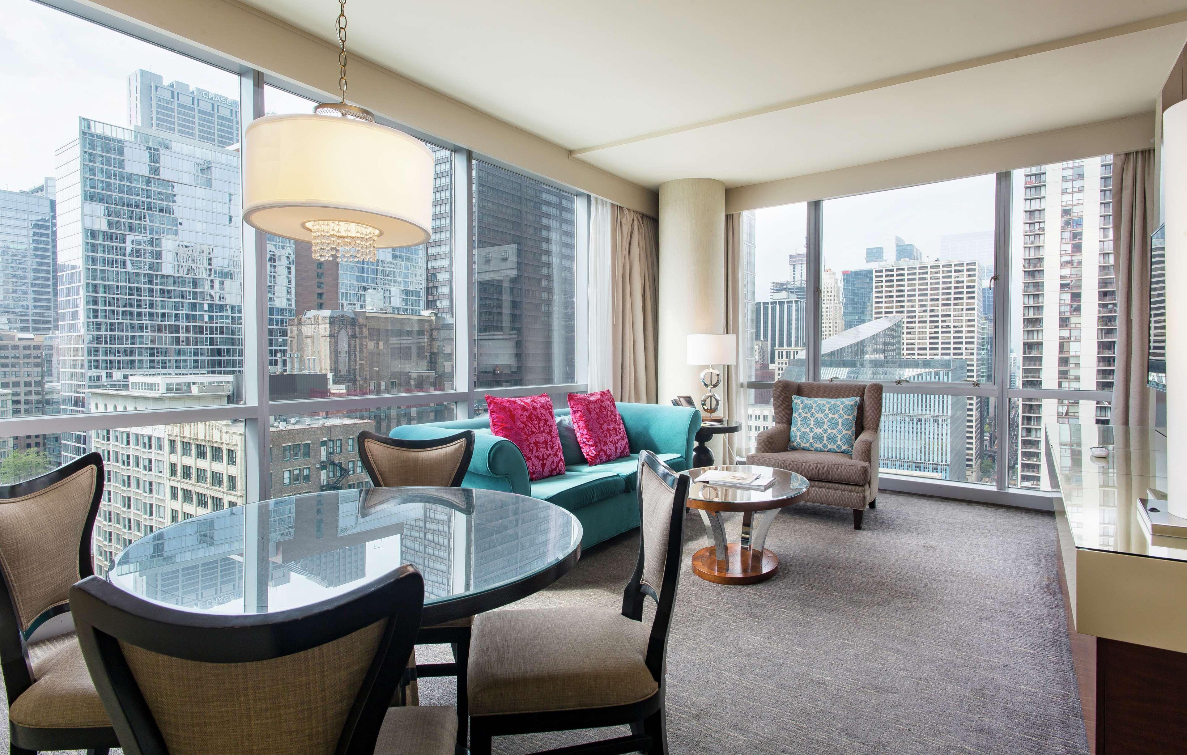 Hotel Thewit Chicago, A Hilton
