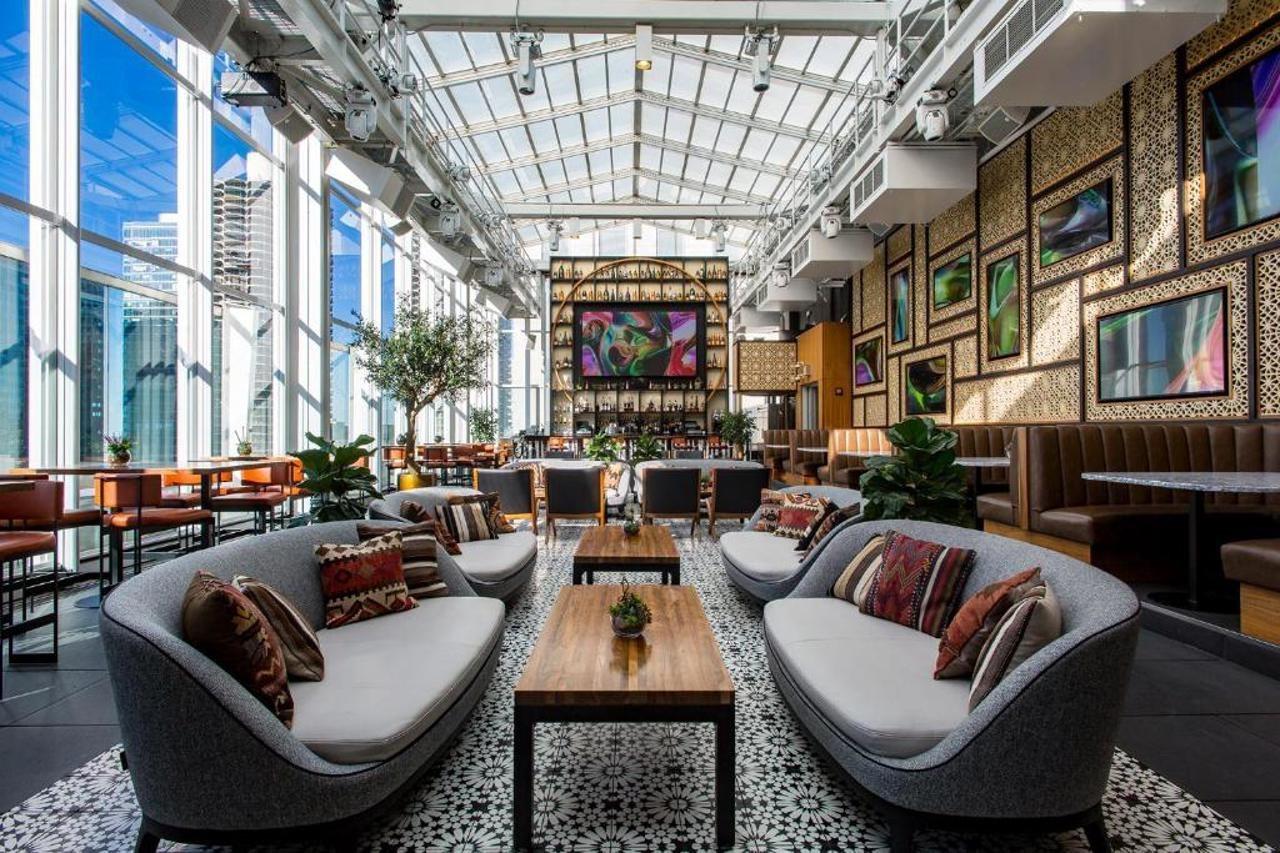 Thewit Chicago, A Hilton Hotel