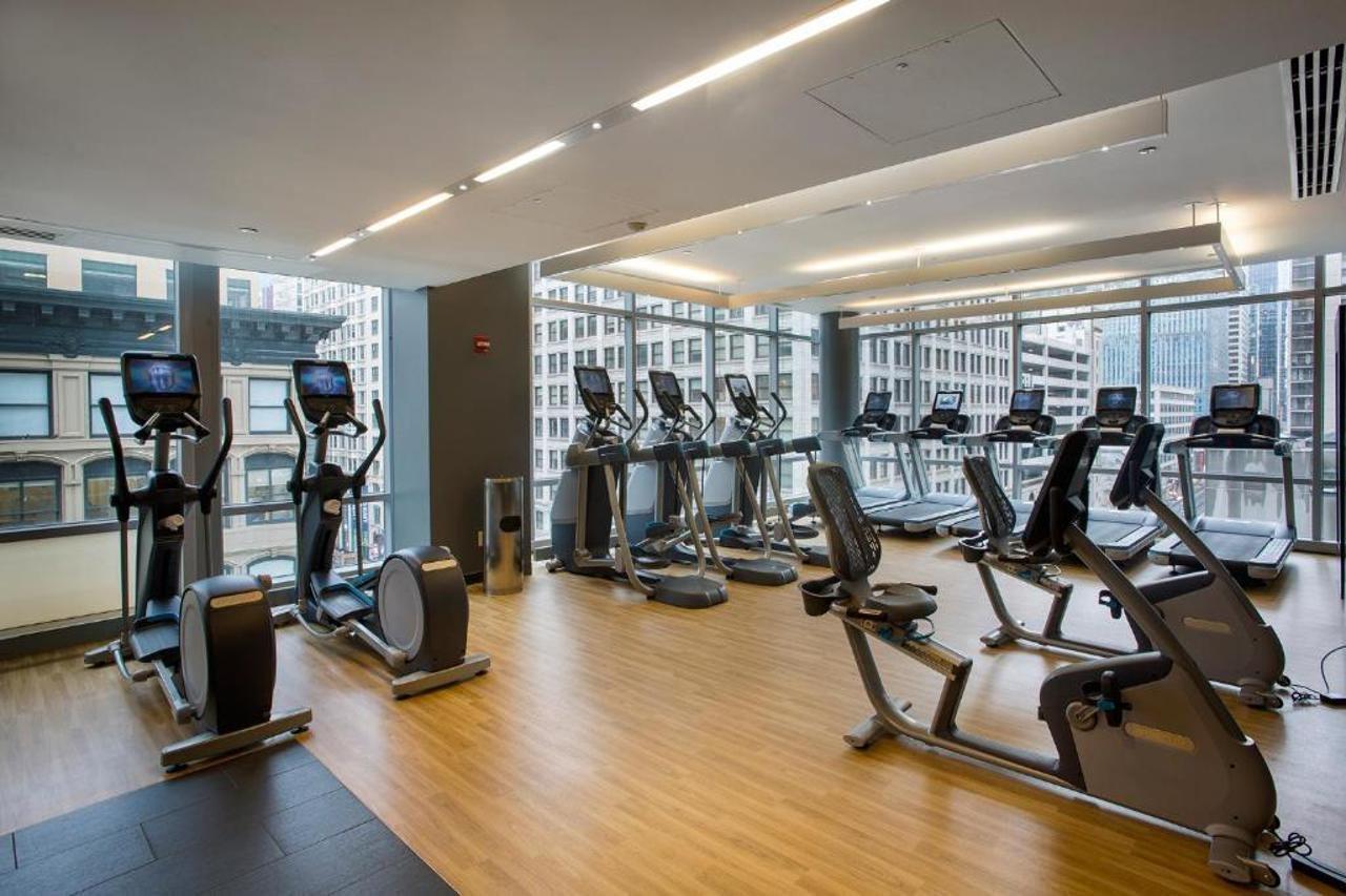 Hotel Thewit Chicago, A Hilton 4*