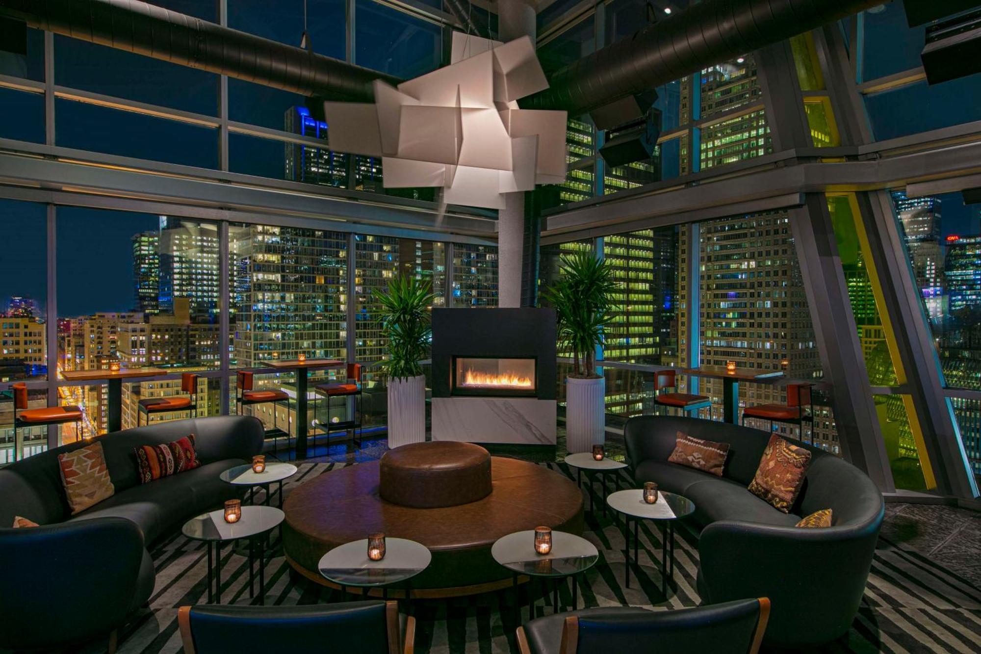 Hotel Thewit Chicago, A Hilton Chicago